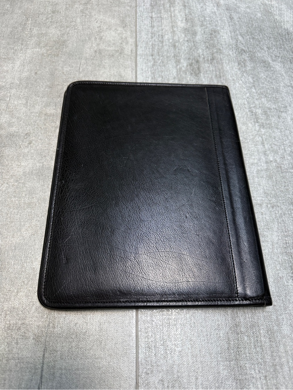 Vintage Coach Black Leather Portfolio - Picture 6 of 6